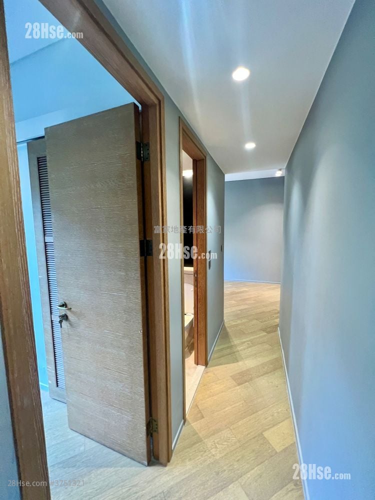 柏傲山 租盘 3 房 , 2 浴室 716 平方尺