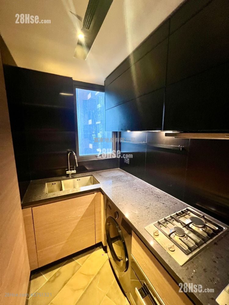 柏傲山 租盘 3 房 , 2 浴室 716 平方尺