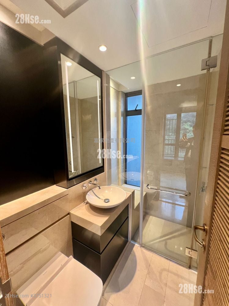 柏傲山 租盘 3 房 , 2 浴室 716 平方尺