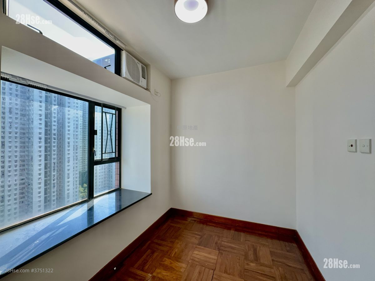 雅典居 租盤 3 房 , 2 浴室 727 平方呎