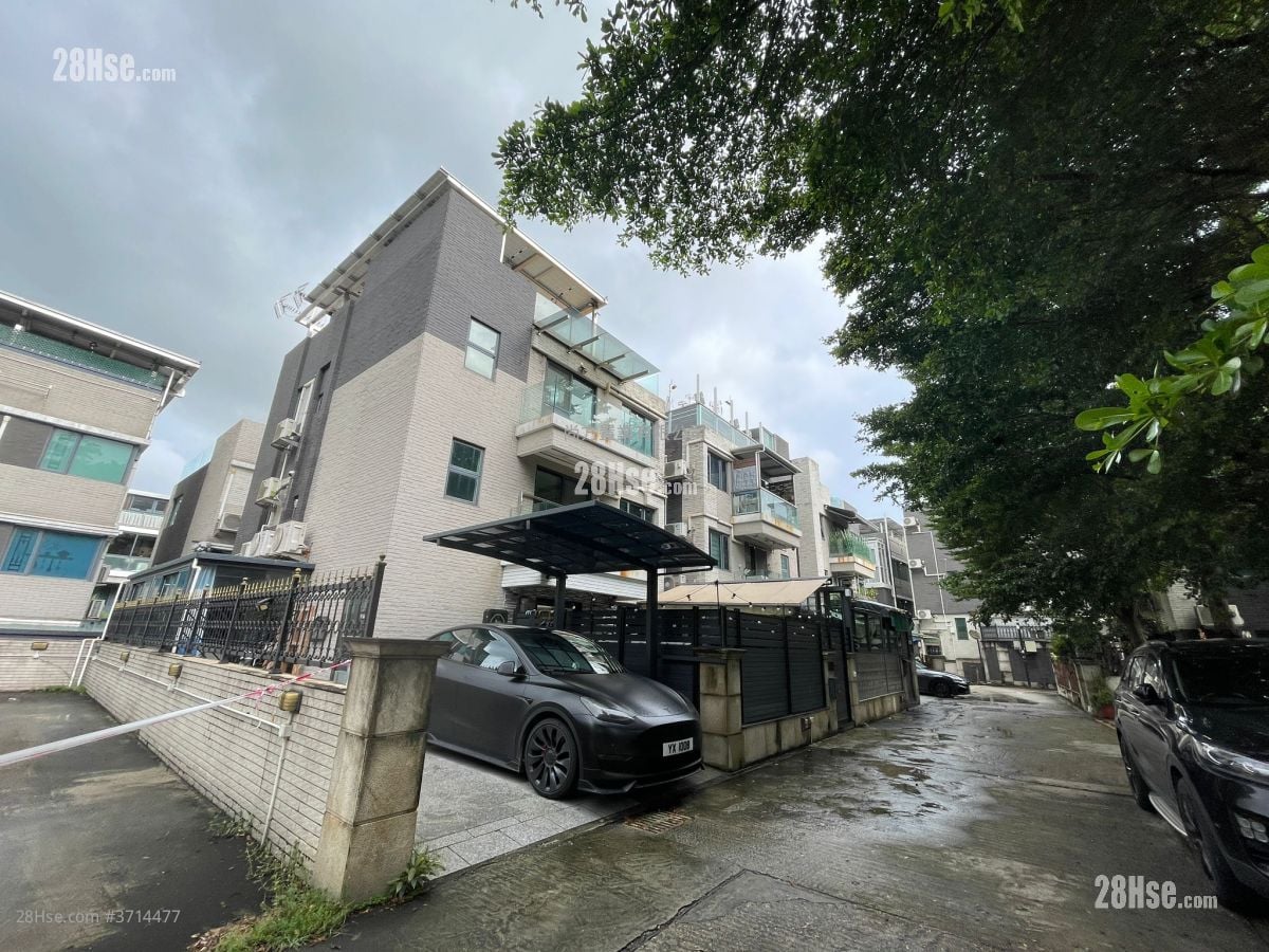 Village Sell 3 Bedrooms , 1 Bathroom 700 ft²