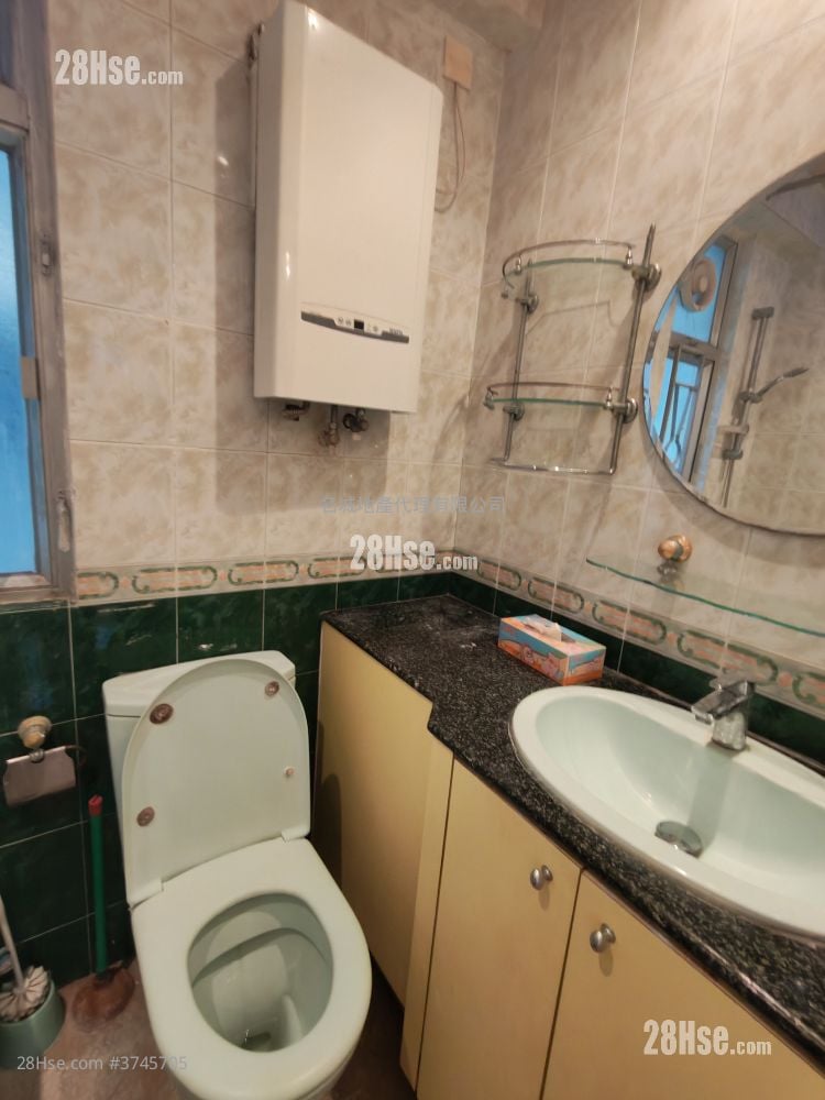 金狮花园 售盘 2 房 , 1 浴室 336 平方尺