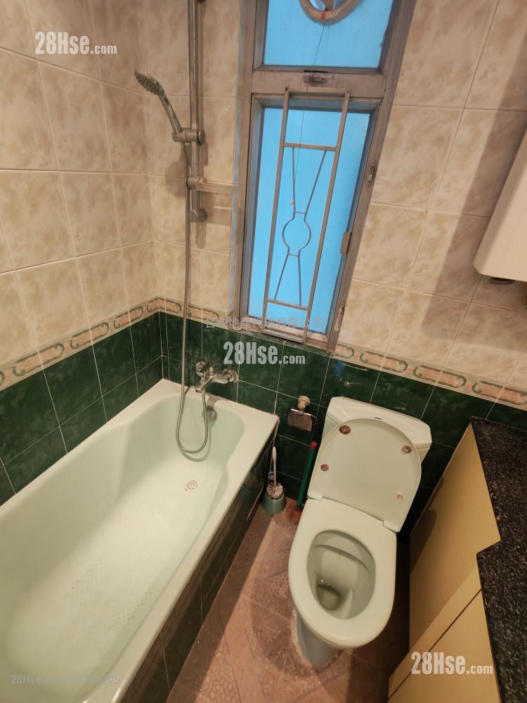 金狮花园 售盘 2 房 , 1 浴室 336 平方尺