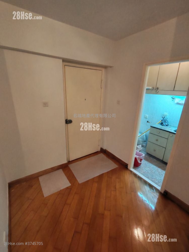 金狮花园 售盘 2 房 , 1 浴室 336 平方尺