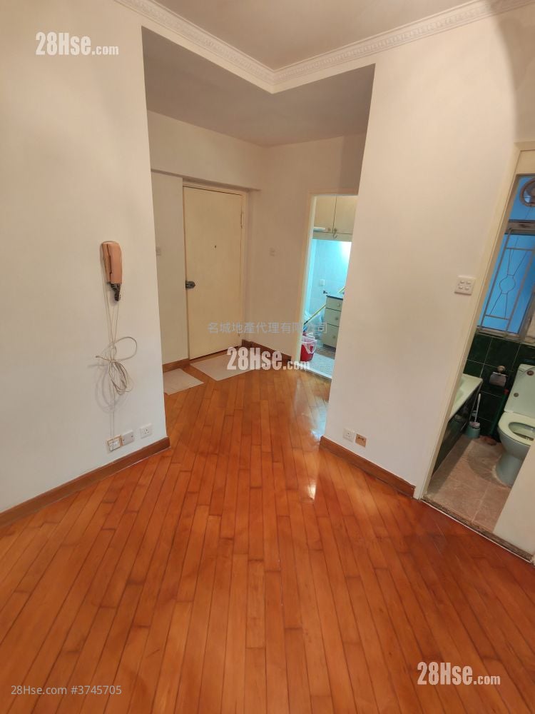 金狮花园 售盘 2 房 , 1 浴室 336 平方尺