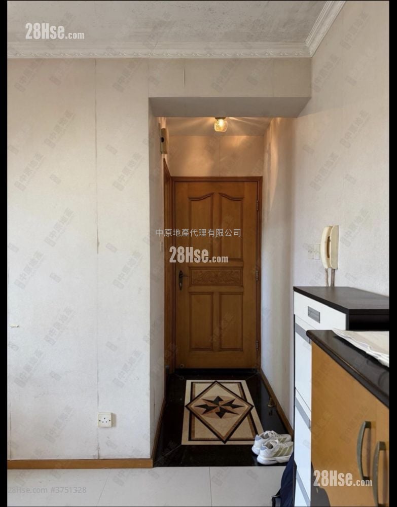 Ning Fung Court Sell 2 Bedrooms , 1 Bathroom 506 ft²