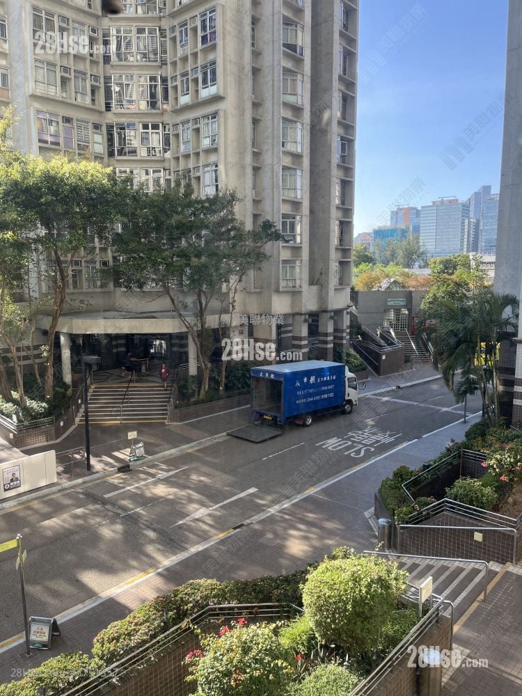 Sceneway Garden Sell 3 Bedrooms , 2 Bathrooms 718 ft²