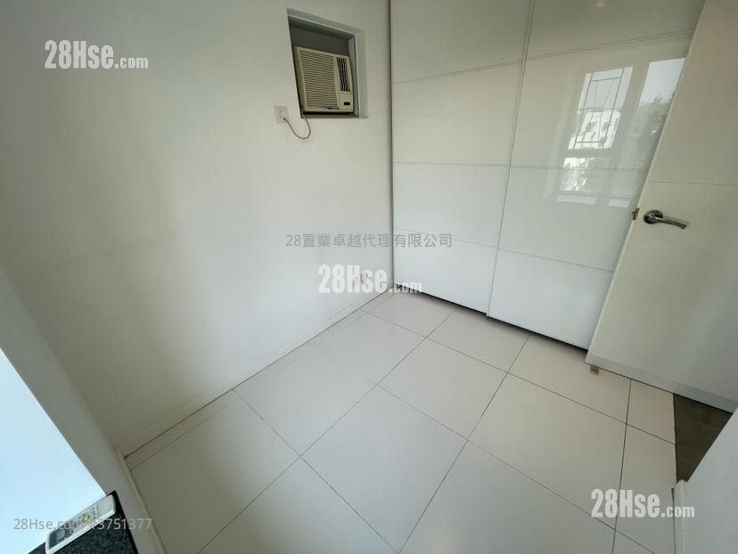 丹桂軒 售盤 2 房 , 1 浴室 406 平方呎