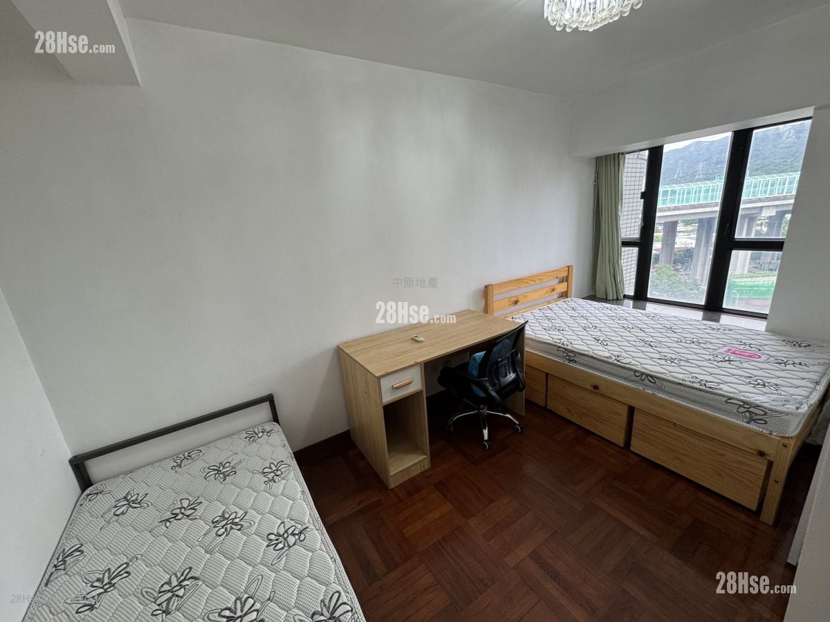 bedroom 2: The Sherwood Sell 2 Bedrooms , 1 Bathroom 450 ft²