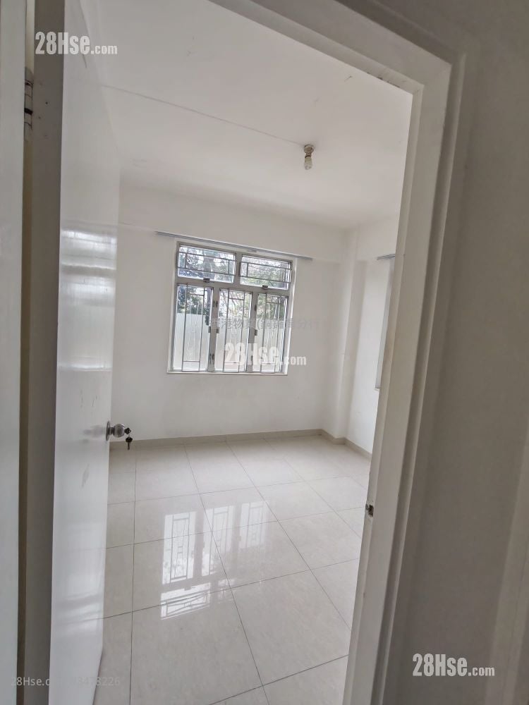 海伦大厦 租盘 3 房 , 2 浴室 932 平方尺