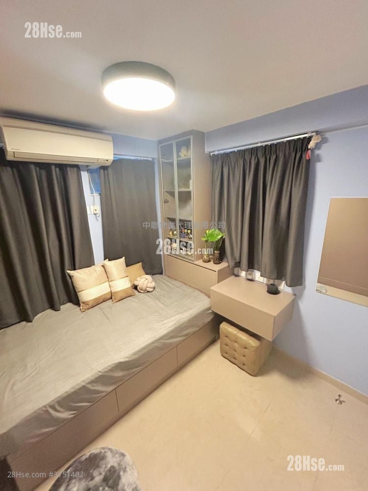 Paris Park Villa Sell 3 Bedrooms , 2 Bathrooms