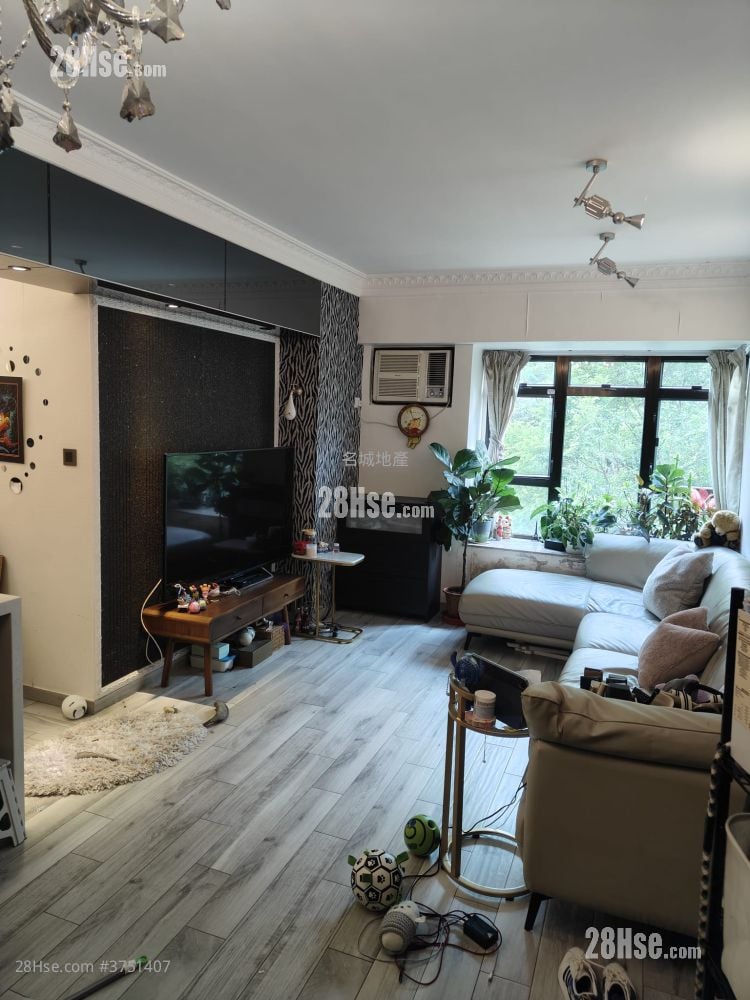 晓翠山庄 售盘 3 房 , 2 浴室 809 平方尺