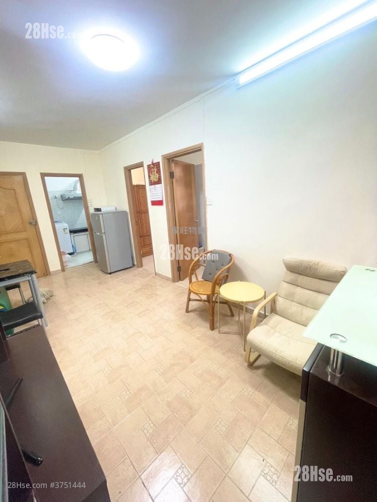 东海大厦 售盘 2 房 , 1 浴室 389 平方尺