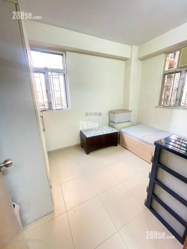 东海大厦 售盘 2 房 , 1 浴室 389 平方尺