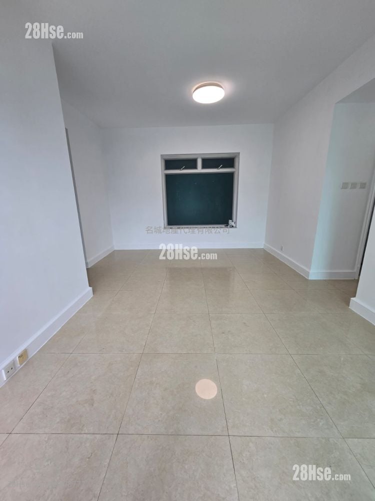 名城 售盘 3 房 , 2 浴室 785 平方尺