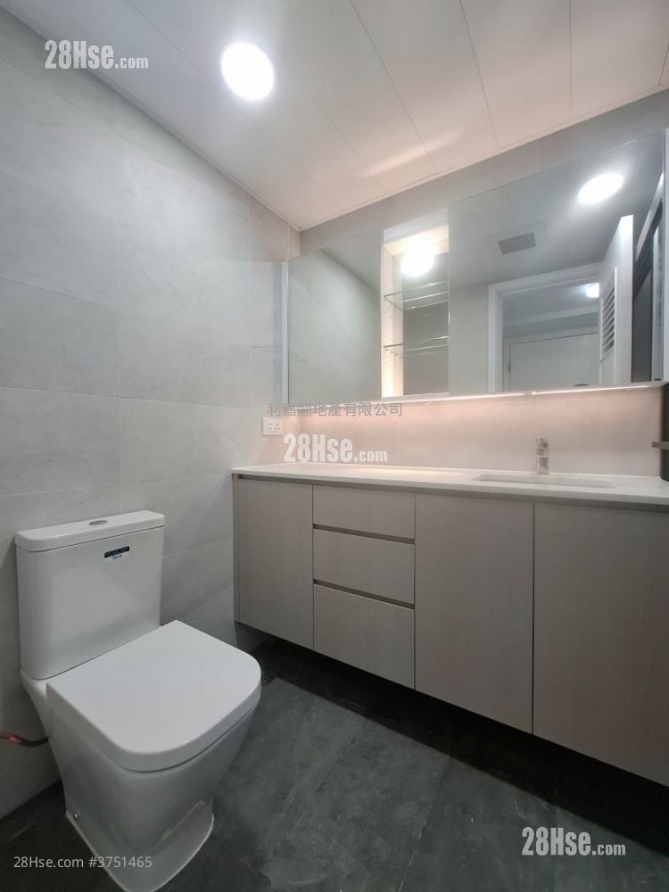 映湾园 售盘 3 房 , 2 浴室 709 平方尺