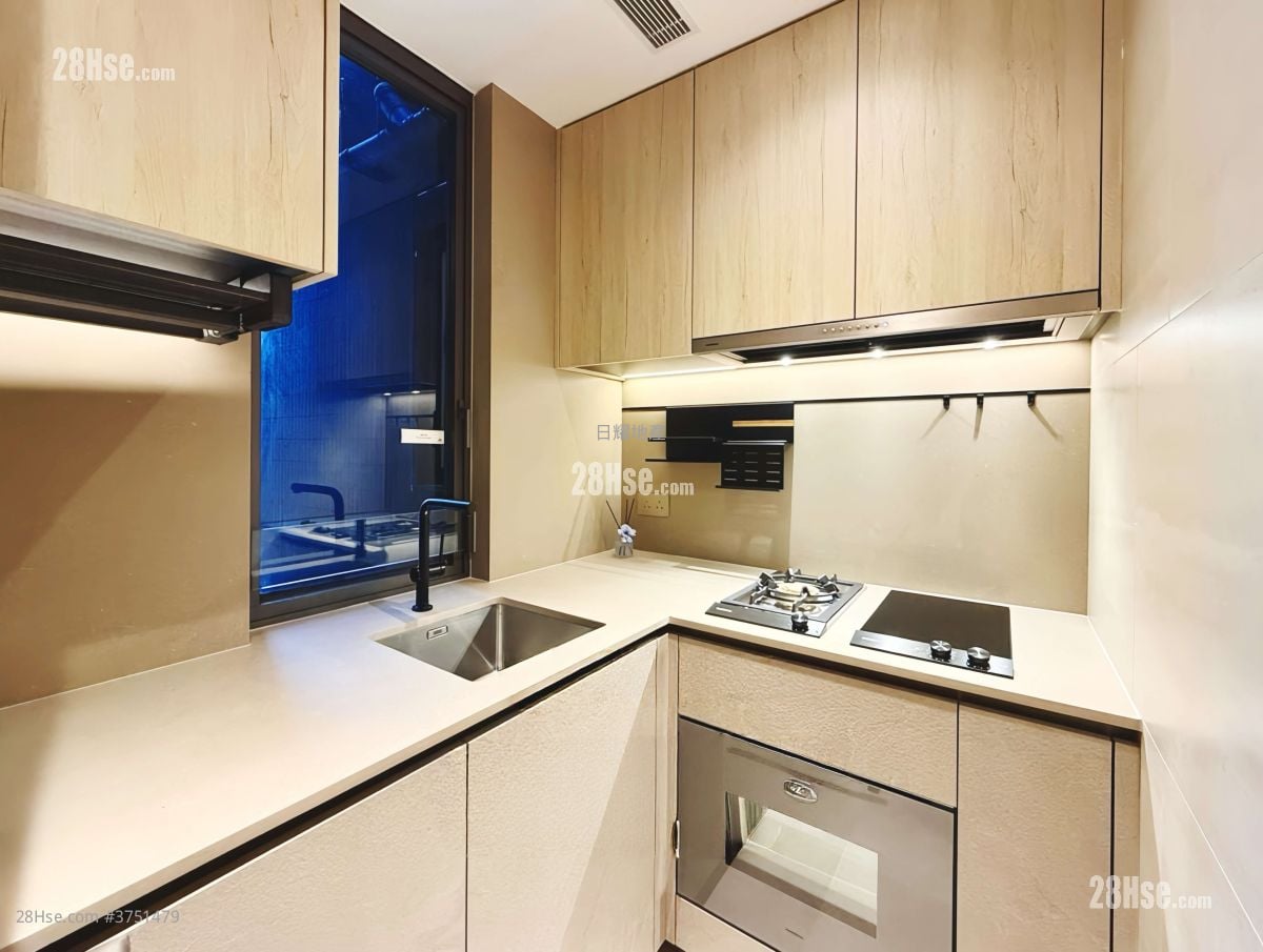 101 Kings Road 租盤 3 房 549 平方呎