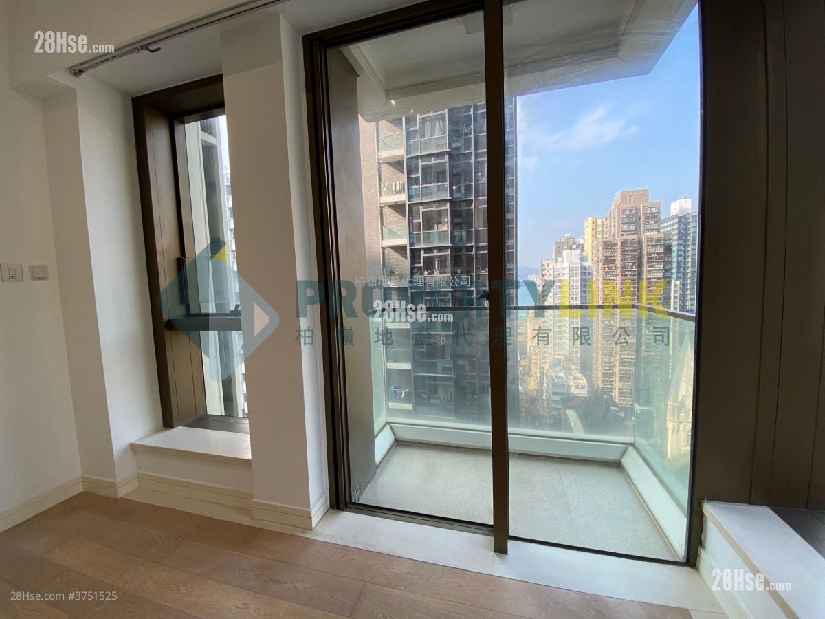 Kensington Hill Sell 3 Bedrooms , 2 Bathrooms 865 ft²