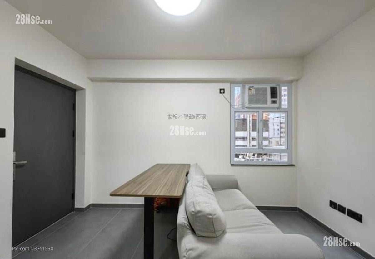 登龍閣 售盤 2 房 , 1 浴室 319 平方呎