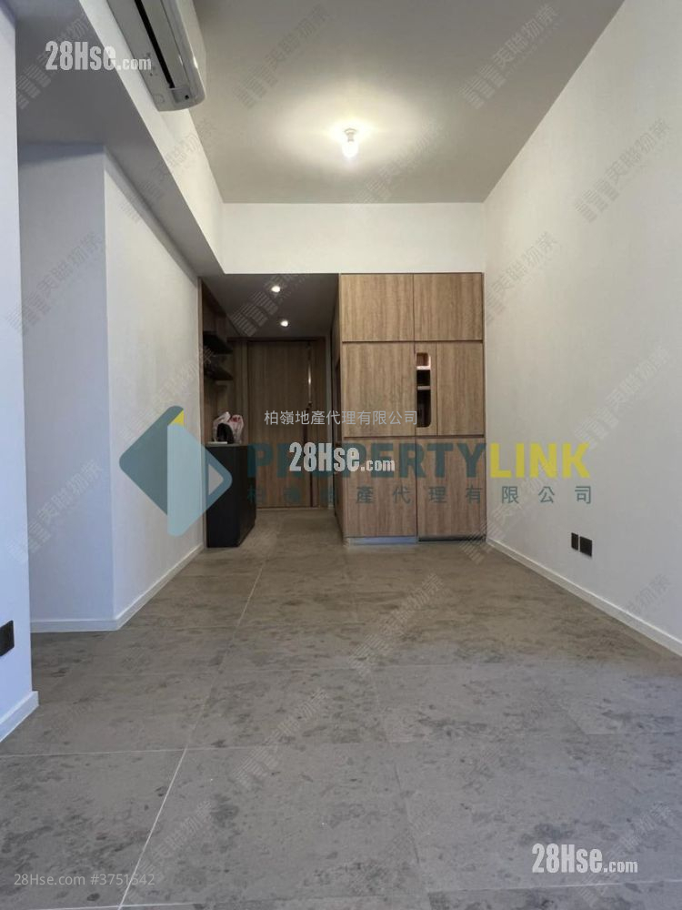 瑧璈 售盤 3 房 , 1 浴室 699 平方呎