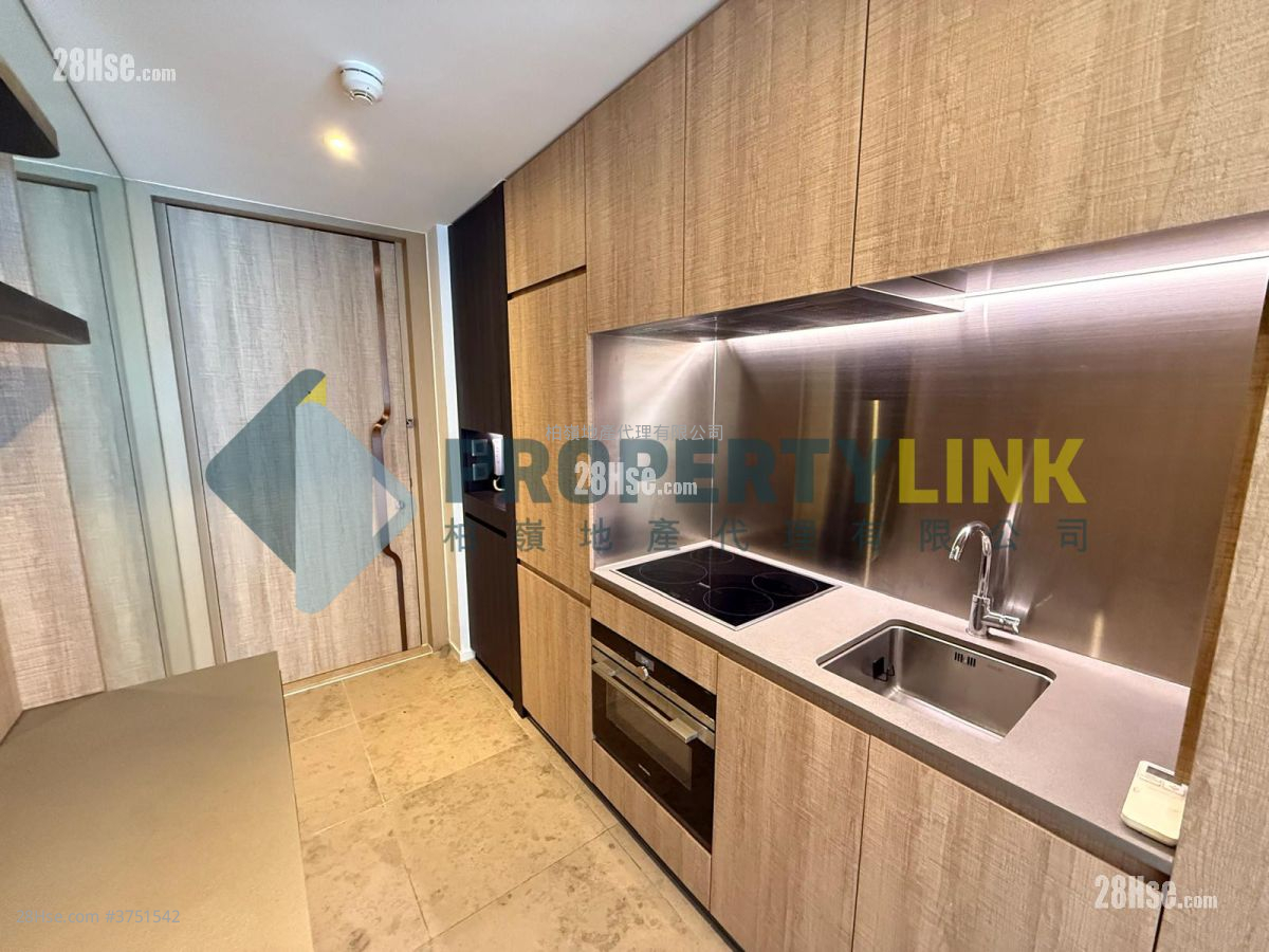 瑧璈 售盤 3 房 , 1 浴室 699 平方呎