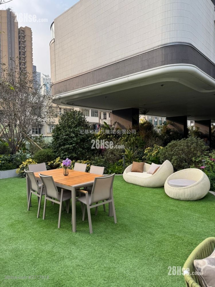 Eight Southpark Rental 1 Bedroom , 1 Bathroom 263 ft²