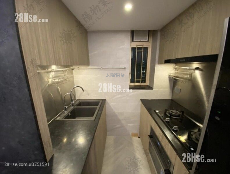 海滨南岸 售盘 3 房 590 平方尺