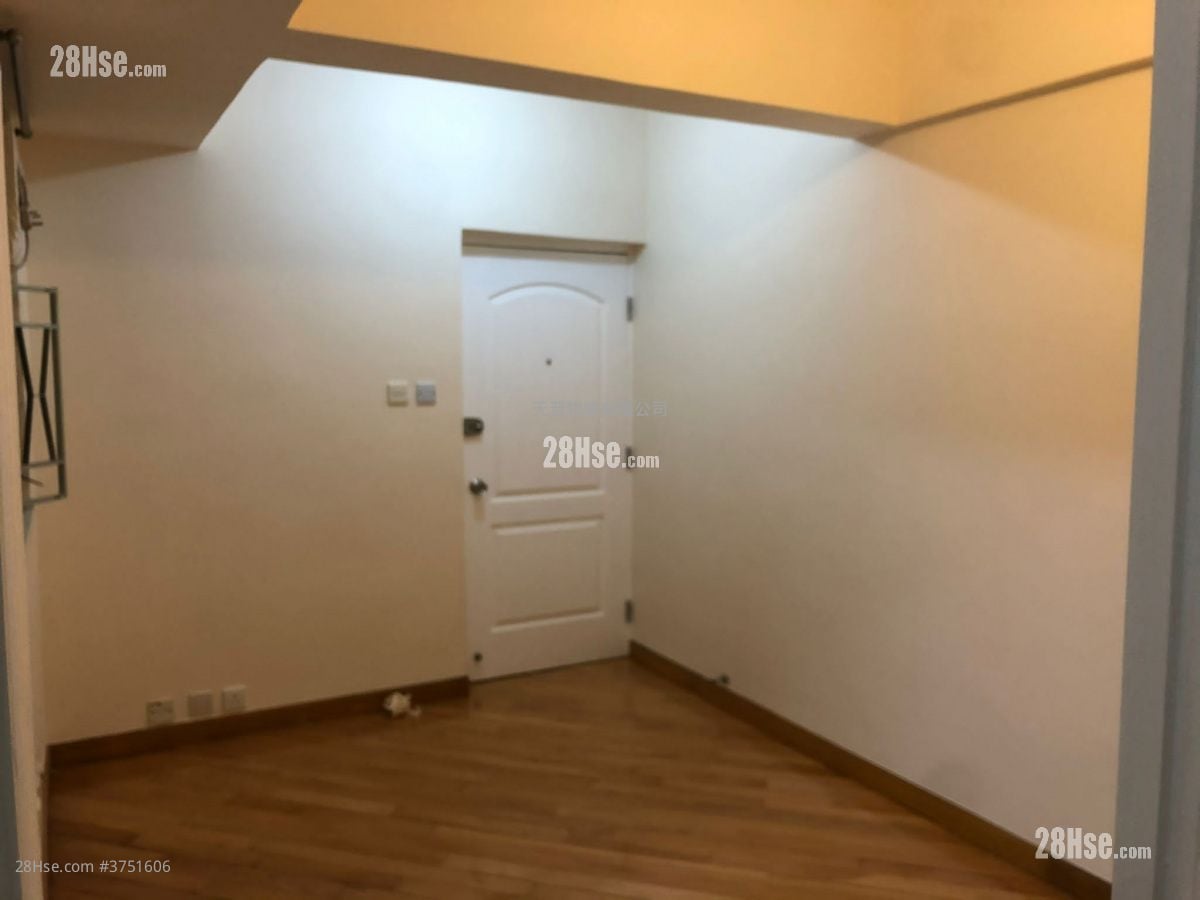 荣林大厦 售盘 2 房 , 1 浴室 270 平方尺