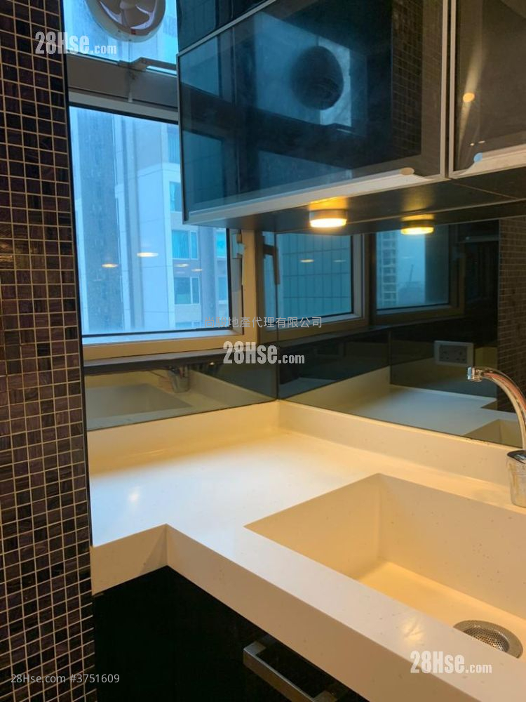 泓景臺 售盤 2 房 , 1 浴室 490 平方呎