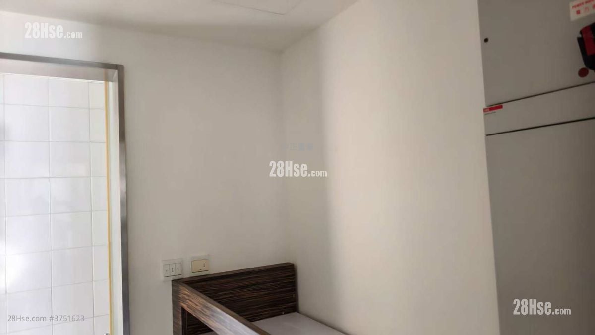 The Latitude Sell 4 Bedrooms , 3 Bathrooms 1,333 ft²