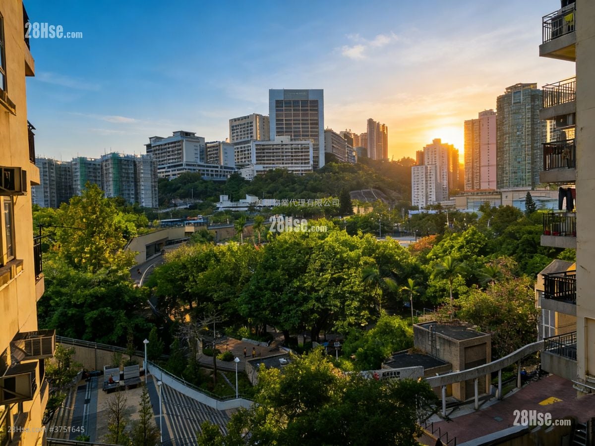 美孚新邨 售盤 3 房 , 2 浴室 1,121 平方呎