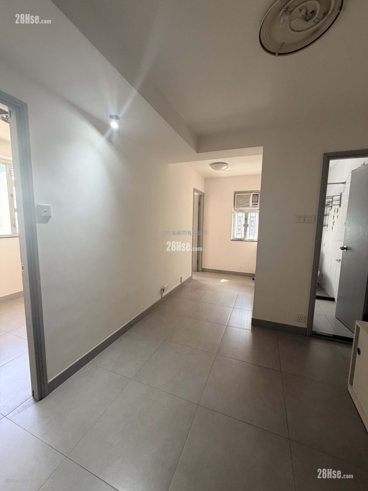 启发大厦 售盘 380 平方尺