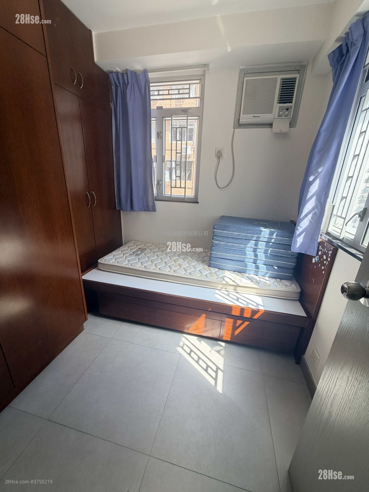 启发大厦 售盘 380 平方尺