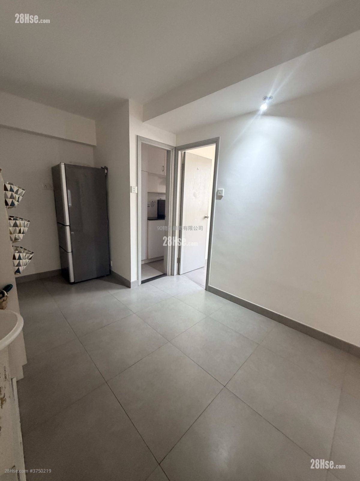 启发大厦 售盘 380 平方尺