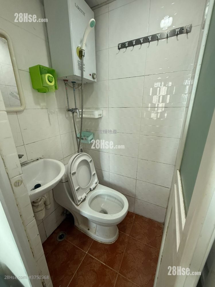 Far East Consortium Tuen Mun Building Rental Studio , 1 Bathroom 110 ft²