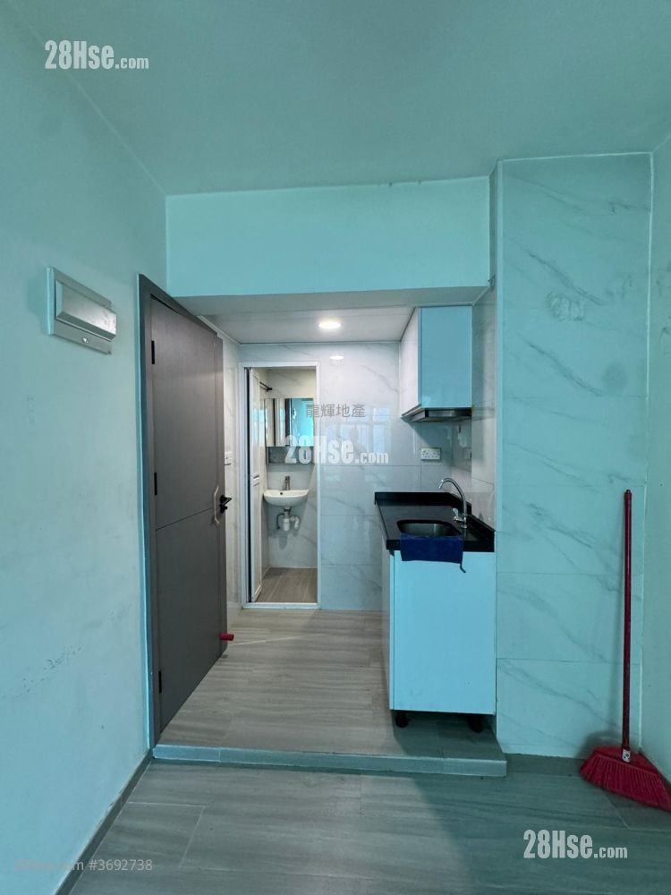 Bulkeley Building Rental Studio , 1 Bathroom 200 ft²