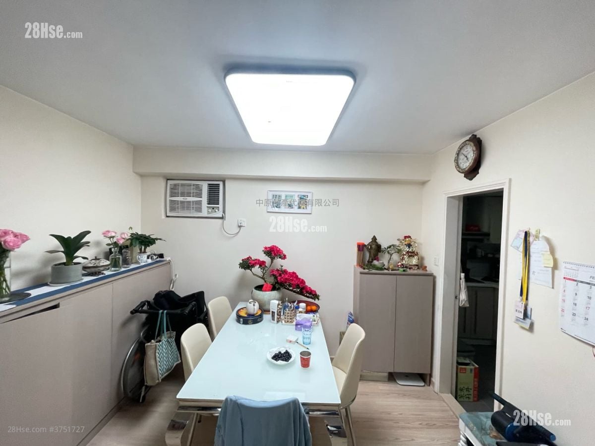 麗城花園 售盤 3 房 , 2 浴室 728 平方呎