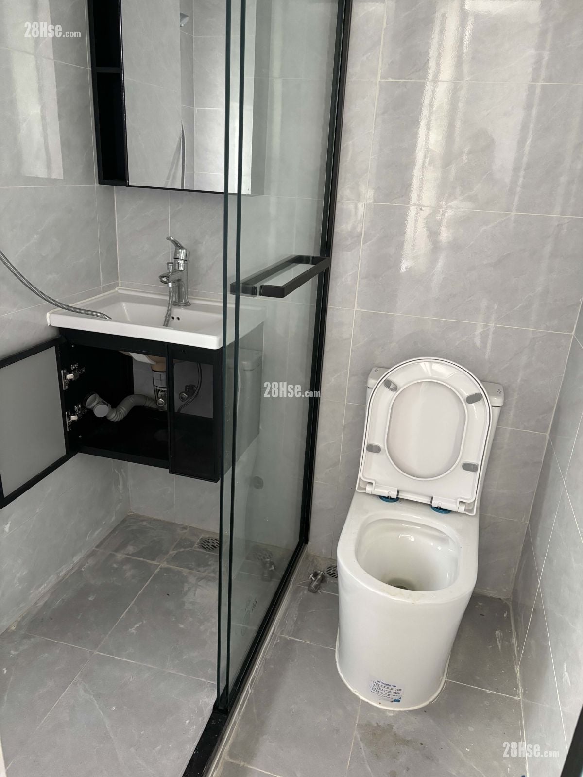 No.55  Fuk Lo Tsun Road Rental Studio , 1 Bathroom 200 ft²