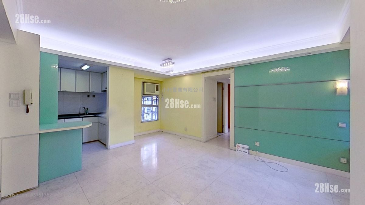 廳: 名仕花園 售盤 3 房 , 2 浴室 596 平方呎