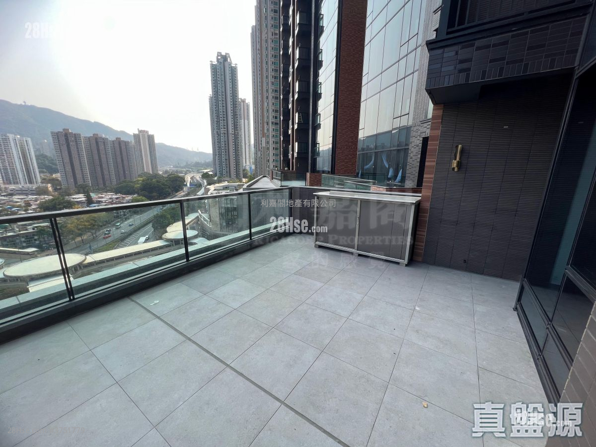 柏傲莊 售盤 2 房 , 2 浴室 594 平方呎