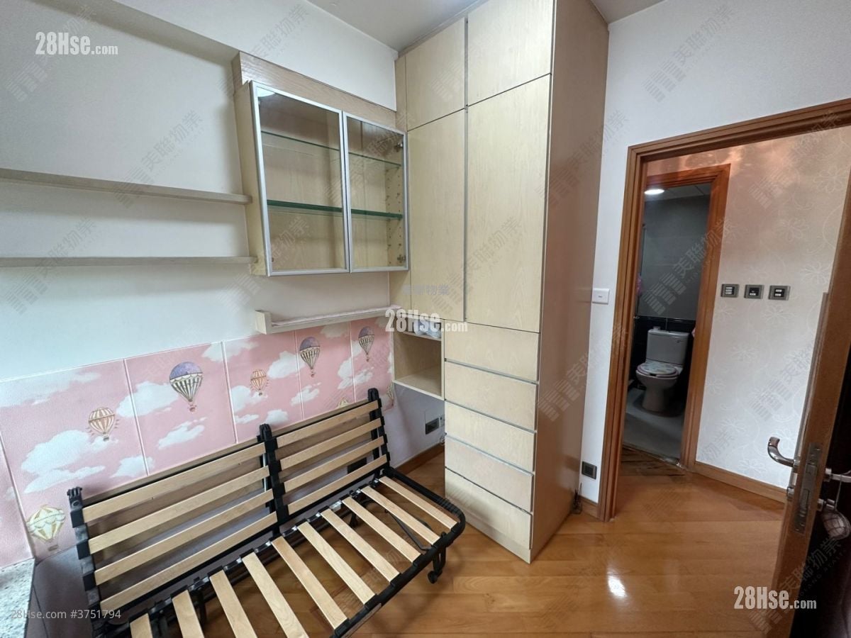 名贤居 售盘 2 房 , 1 浴室 515 平方尺