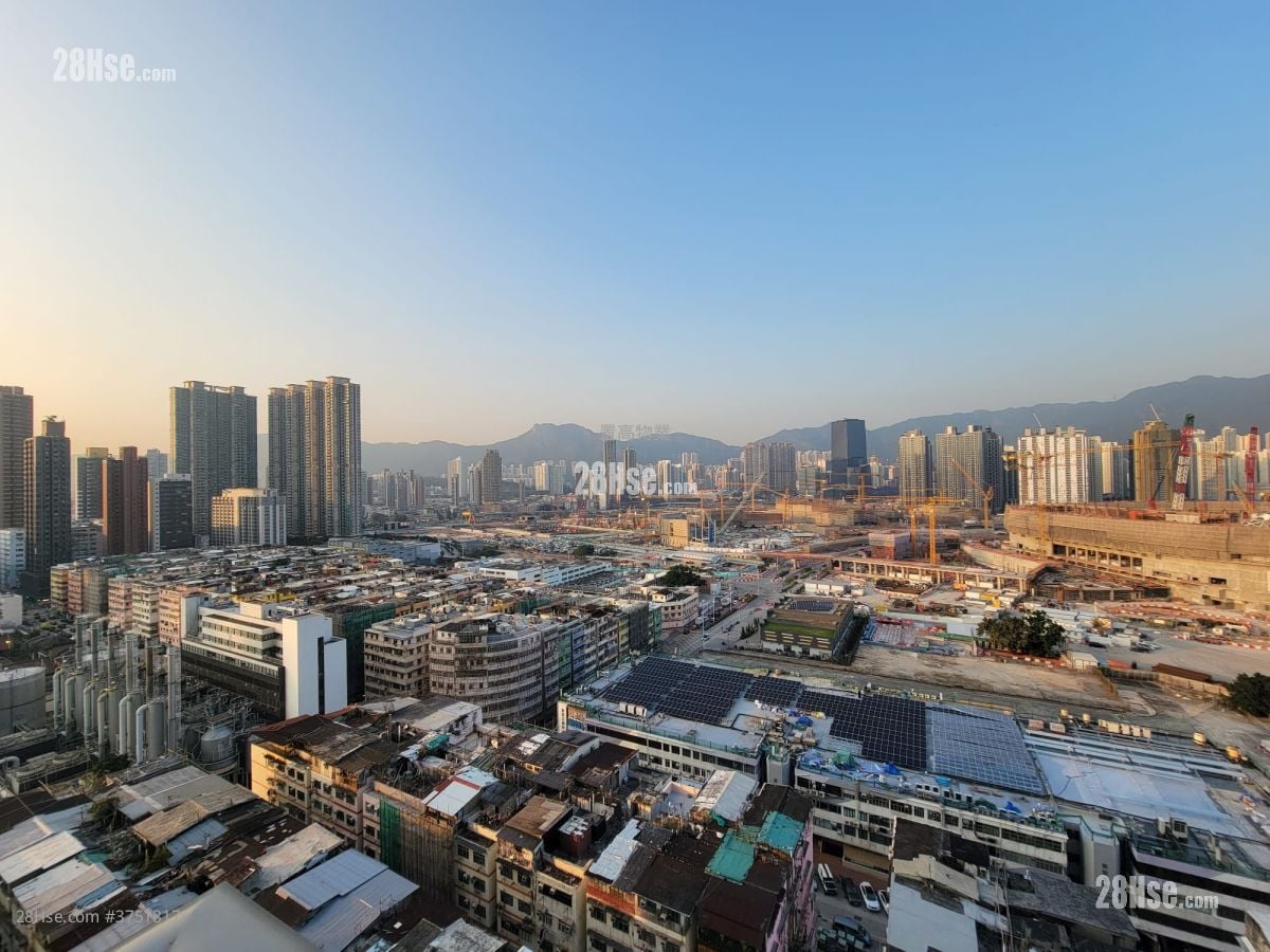 Grand Waterfront Sell 2 Bedrooms , 1 Bathroom 378 ft²