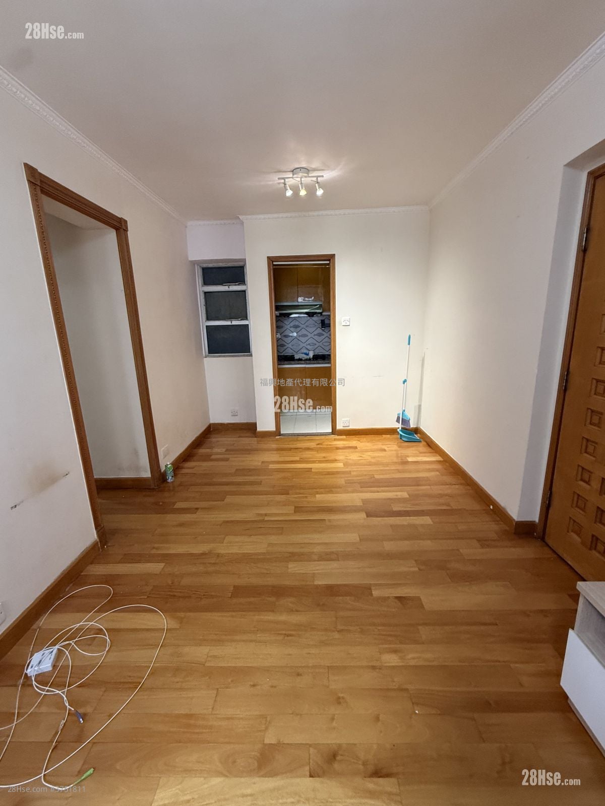 紅磡灣中心 售盤 2 房 , 1 浴室 411 平方呎