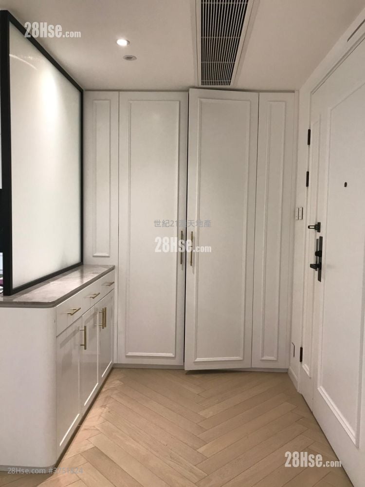 The Balmoral Sell 4 Bedrooms , 3 Bathrooms 1,607 ft²