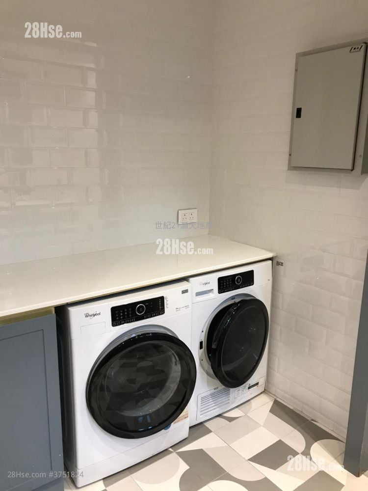 The Balmoral Sell 4 Bedrooms , 3 Bathrooms 1,607 ft²