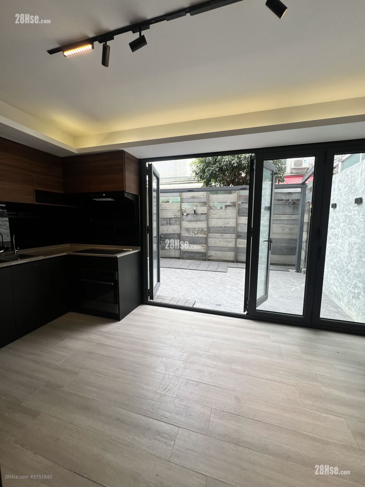 加州花园 售盘 3 房 1,014 平方尺