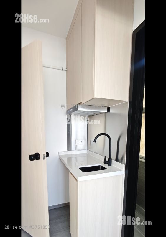 Chinese Mansion Rental 5+ Bedrooms , 5+ Bathrooms 100 ft²