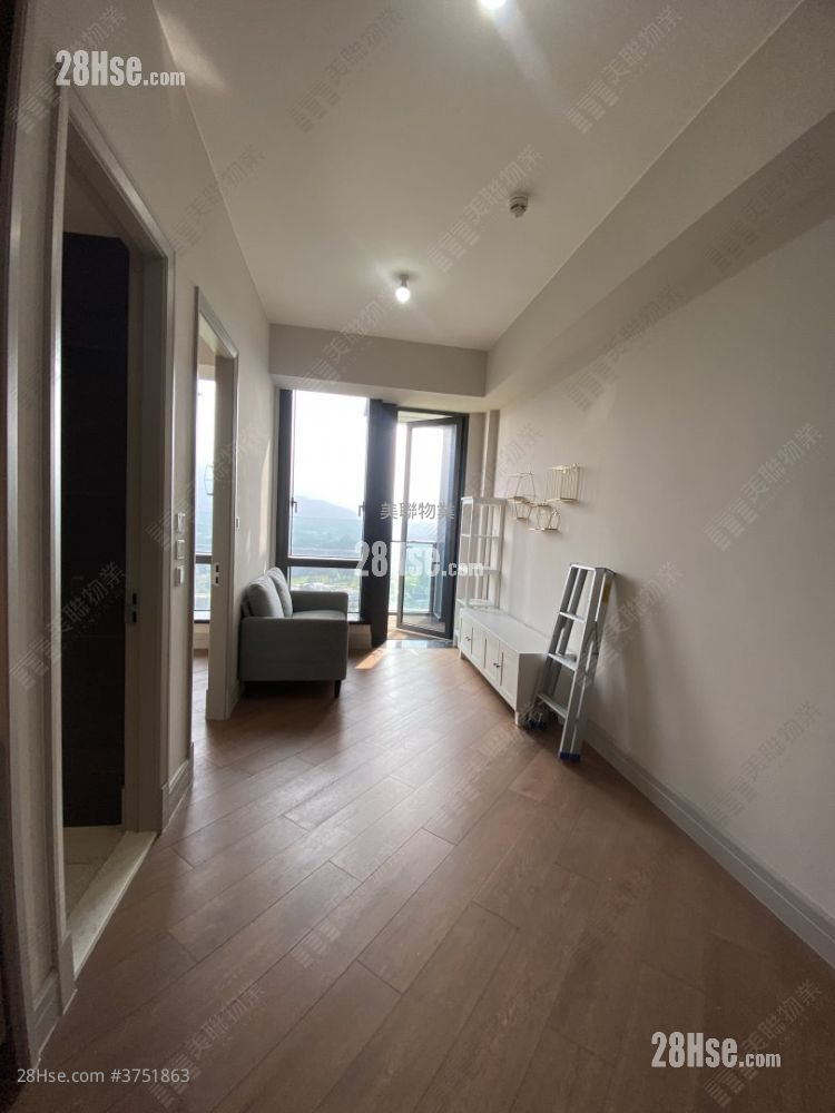 高爾夫御苑 租盤 1 房 , 1 浴室 375 平方呎