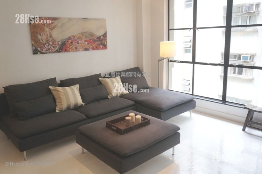 唐楼 租盘 2 房 , 1 浴室 531 平方尺