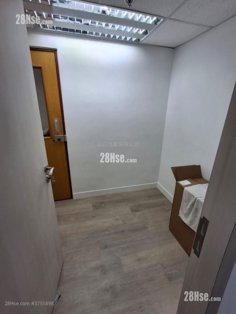 1.中南行1680呎中環核心地段極平租@22 包差餉及管理費全層自用